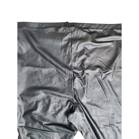 Torrid Black Vegan Leather Leggins, 5X - Picture 4 of 6